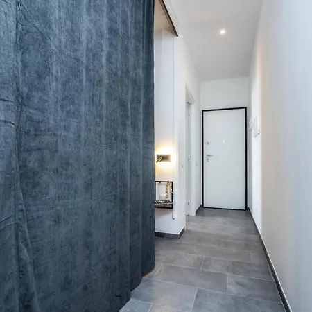 Always Traveling Near The Center - Happy Apartment *